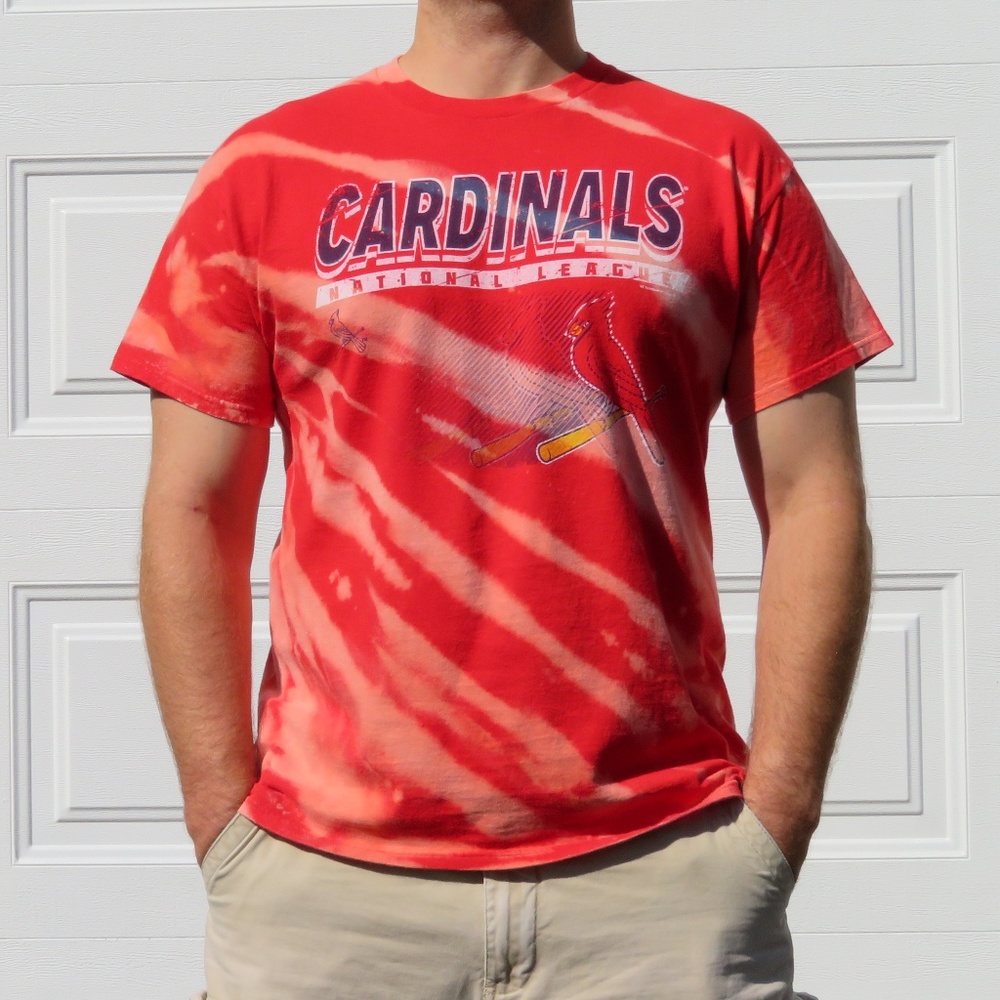 St Louis Cardinals Baseball Stripe Bleach Tee sz L